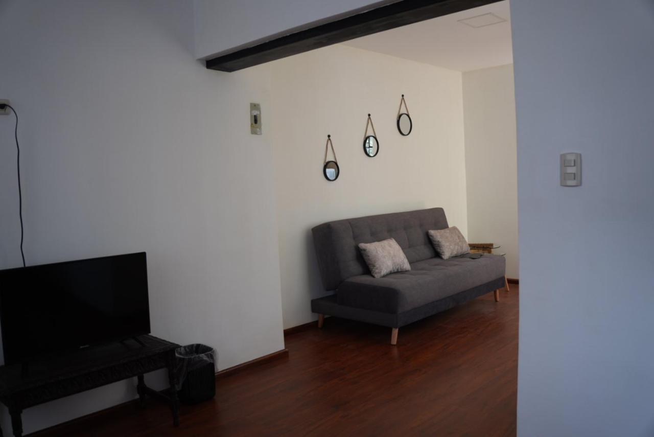 Casa Roja Residencia 10-51 Apartment Cuenca Exterior photo
